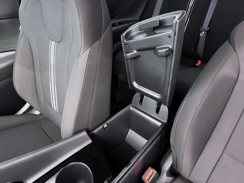 New 2026 Hyundai Elantra Blue image 22