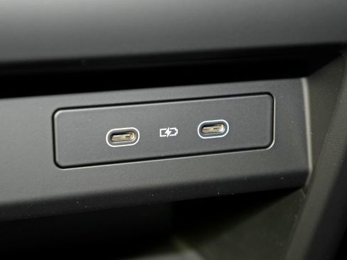 New 2026 Porsche Cayenne image 38