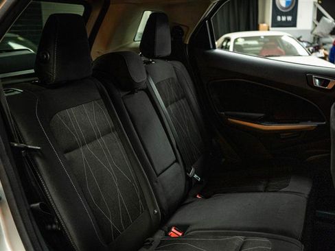 Used 2018 Ford EcoSport SE image 11