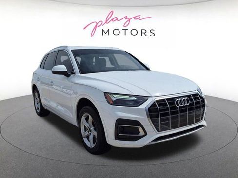 Used 2023 Audi Q5 2.0T Premium w/ Convenience Package AWD/4WD image 3