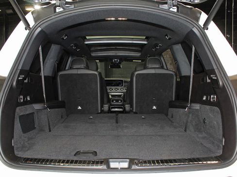 Used 2023 Mercedes-Benz GLS 450 4MATIC image 88