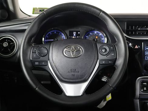 Used 2019 Toyota Corolla SE FWD image 26