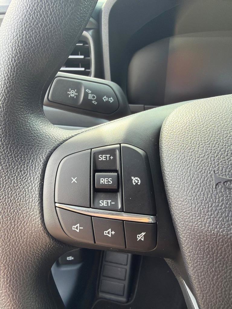 Used 2026 Ford Maverick XL AWD/4WD image 12