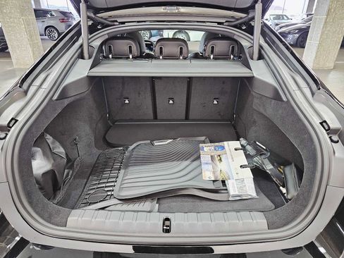 New 2025 BMW i4 xDrive40i image 28