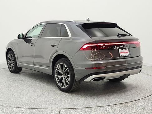 Used 2024 Audi Q8 Premium Plus AWD/4WD image 7