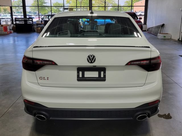 Used 2023 Volkswagen Jetta GLI Autobahn FWD image 6