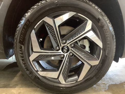 Used 2023 Hyundai Tucson Limited AWD/4WD image 32