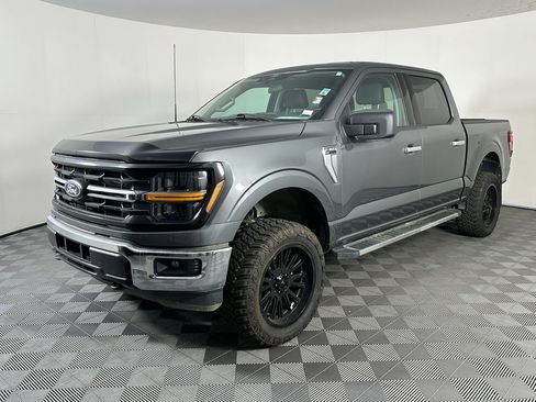 Used 2025 Ford F150 XLT w/ Equipment Group 301A Standard image 2