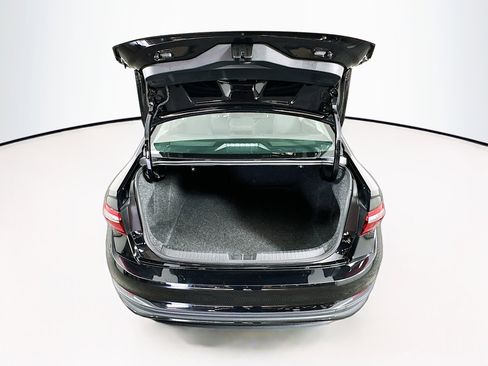 Used 2025 Volkswagen Jetta S image 27