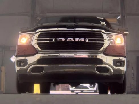 Used 2019 RAM 1500 Big Horn RWD image 9