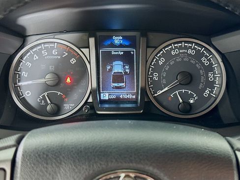 Used 2023 Toyota Tacoma TRD Sport w/ Technology Package AWD/4WD image 24