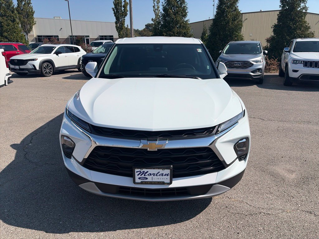 Used 2025 Chevrolet Blazer LT AWD/4WD image 9