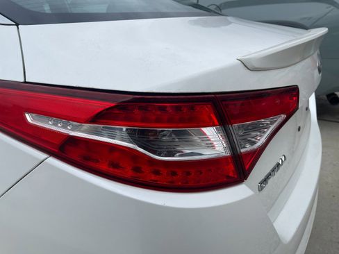 Used 2012 Kia Optima Hybrid w/ Hybrid Convenience Pkg FWD image 9
