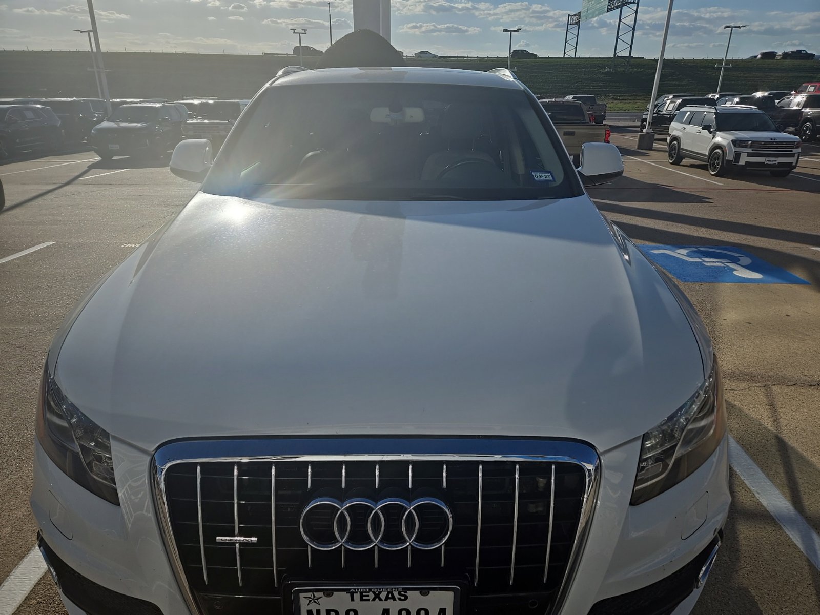 Used 2012 Audi Q5 3.2 Premium Plus w/ Audi MMI Navigation Plus Pkg AWD/4WD image 2