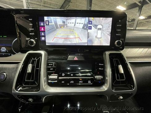 Used 2021 Kia Sorento SX Prestige image 29