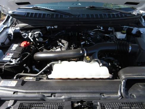 Certified 2024 Ford Expedition Max XLT image 29