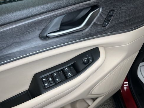 Used 2024 Jeep Grand Cherokee Limited image 15