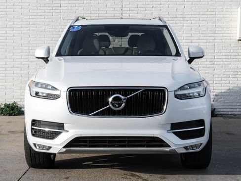 Used 2017 Volvo XC90 T6 Momentum w/ Vision Package image 5