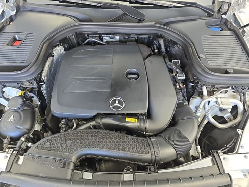 Used 2023 Mercedes-Benz GLC 300 4MATIC Coupe image 31