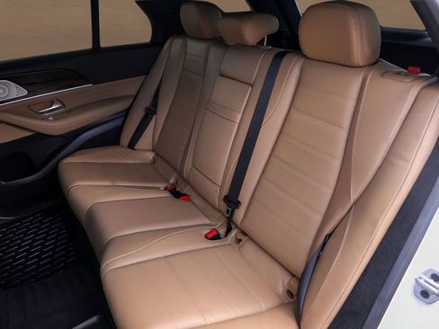 Used 2025 Mercedes-Benz GLE 450 4MATIC image 26