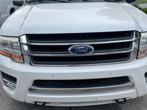 Used 2017 Ford Expedition EL Limited w/ Equipment Group 301A AWD/4WD image 7