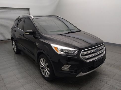 Used 2017 Ford Escape Titanium image 13