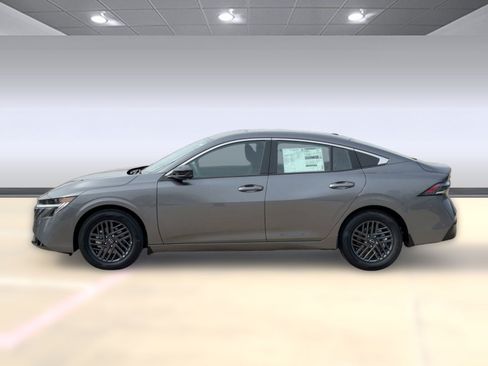 New 2026 Nissan Sentra SV w/ SV Convenience Package FWD image 2