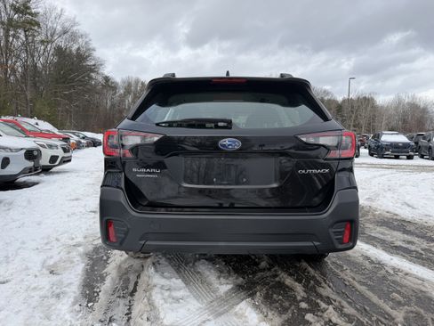 Used 2020 Subaru Outback 2.5i image 9