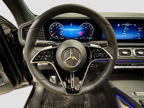 Certified 2025 Mercedes-Benz GLE 350 4MATIC image 11