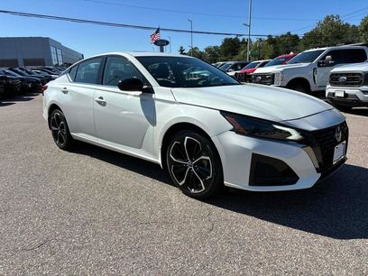 Used 2023 Nissan Altima 2.5 SR w/ SR Premium Package