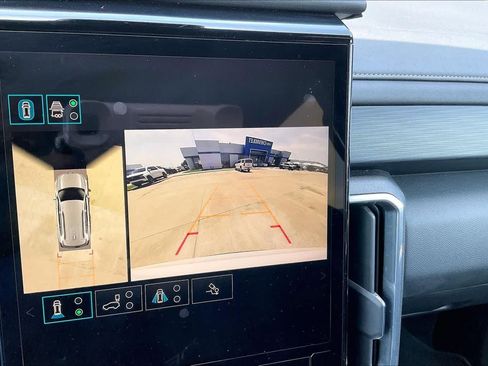 Used 2025 GMC Acadia Elevation FWD image 26