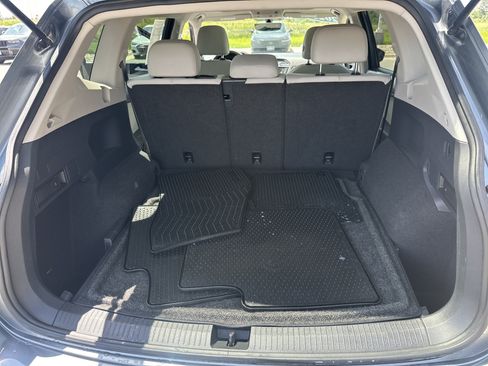 Used 2020 Volkswagen Tiguan SE w/ Panoramic Sunroof Package AWD/4WD image 27