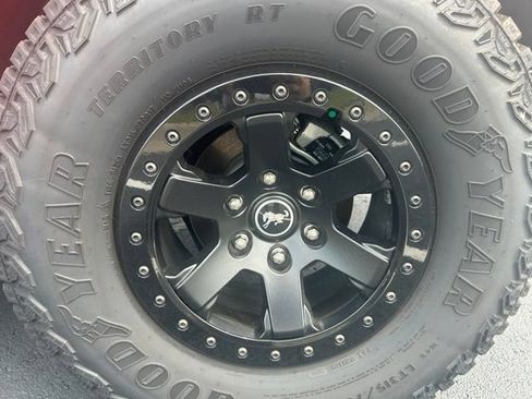 Certified 2025 Ford Bronco Stroppe Edition AWD/4WD image 18