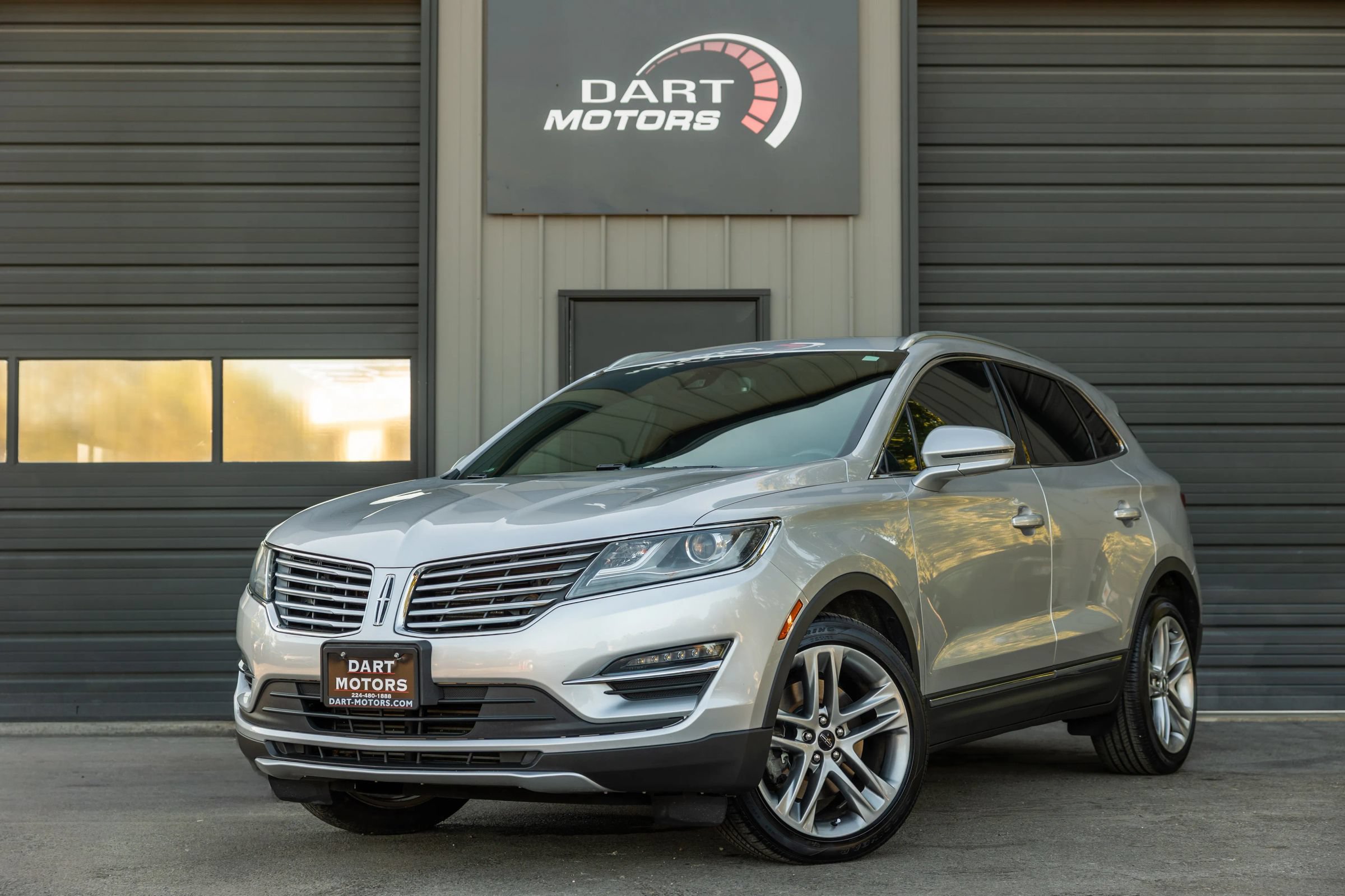 Used 2018 Lincoln MKC Reserve w/ Lincoln MKC Climate Package AWD/4WD image 3