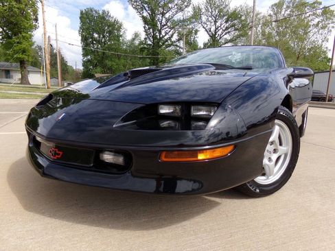 Used 1997 Chevrolet Camaro SS w/ SS Alteration Pkg RWD image 6