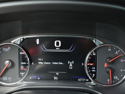 Used 2023 GMC Acadia AT4 w/ Technology Package AWD/4WD image 15