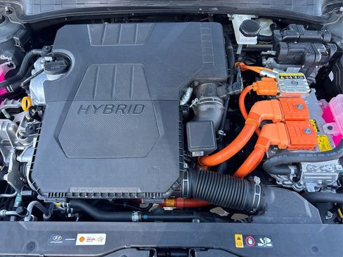 New 2025 Hyundai Elantra SEL FWD image 13