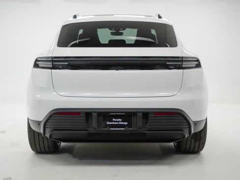 New 2025 Porsche Macan 4S Electric image 11