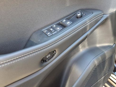 New 2026 Jeep Cherokee Laredo image 20