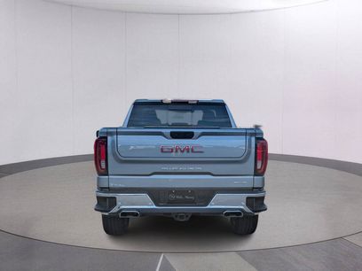 Used 2025 GMC Sierra 1500 SLT w/ SLT Premium Plus Package