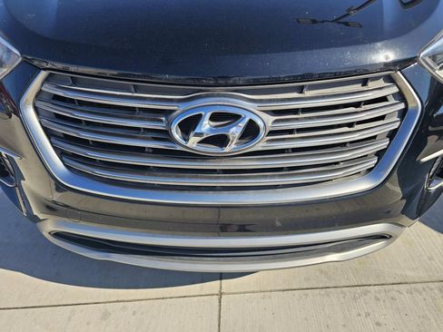 Used 2017 Hyundai Santa Fe Limited FWD image 6