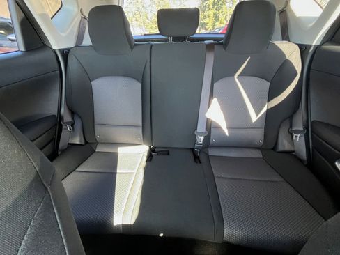 Used 2025 Kia Soul LX w/ LX Technology Package FWD image 38