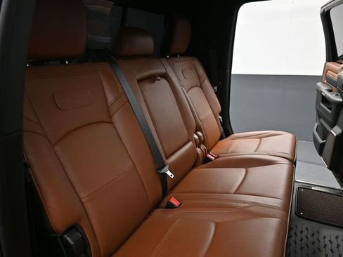 Used 2024 RAM 3500 Limited AWD/4WD image 21