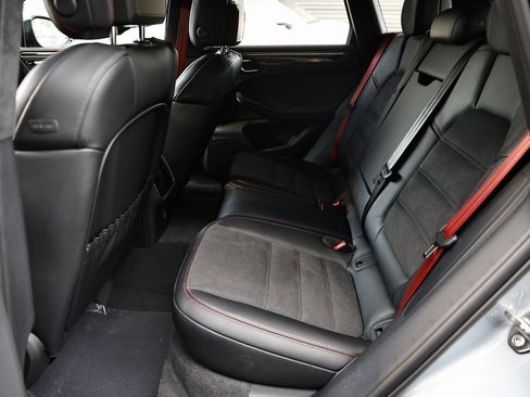 New 2026 Porsche Macan GTS image 27