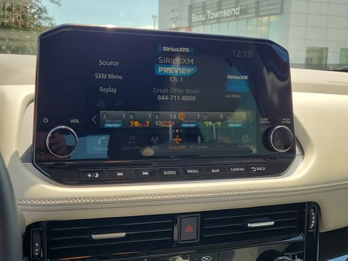 Certified 2023 Nissan Rogue SL w/ SL Premium Package FWD image 26