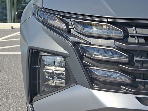 Used 2025 Hyundai Tucson SEL AWD/4WD image 9