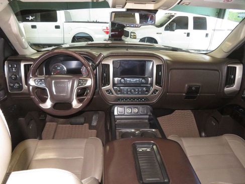 Used 2016 GMC Sierra 3500 Denali w/ Duramax Plus Package AWD/4WD image 40