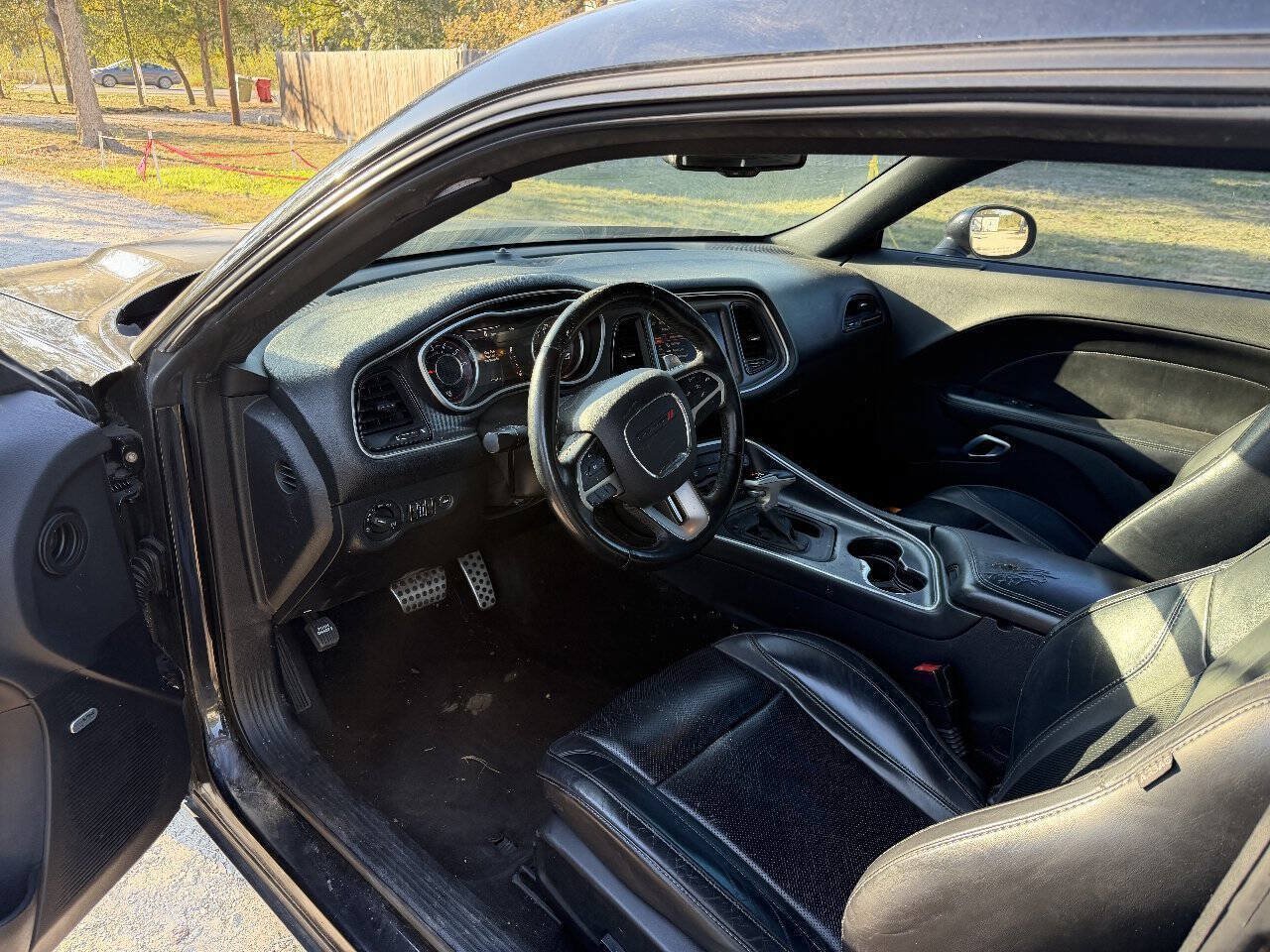 Used 2015 Dodge Challenger SXT Plus RWD image 9