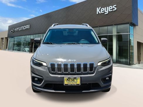 Used 2020 Jeep Cherokee Latitude Plus w/ Cold Weather Group AWD/4WD image 2