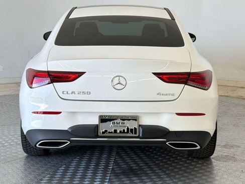 Used 2022 Mercedes-Benz CLA 250 4MATIC image 10